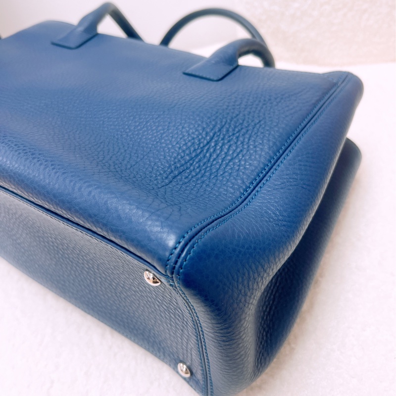 Chanel executive 深藍色手提包/肩背包-9