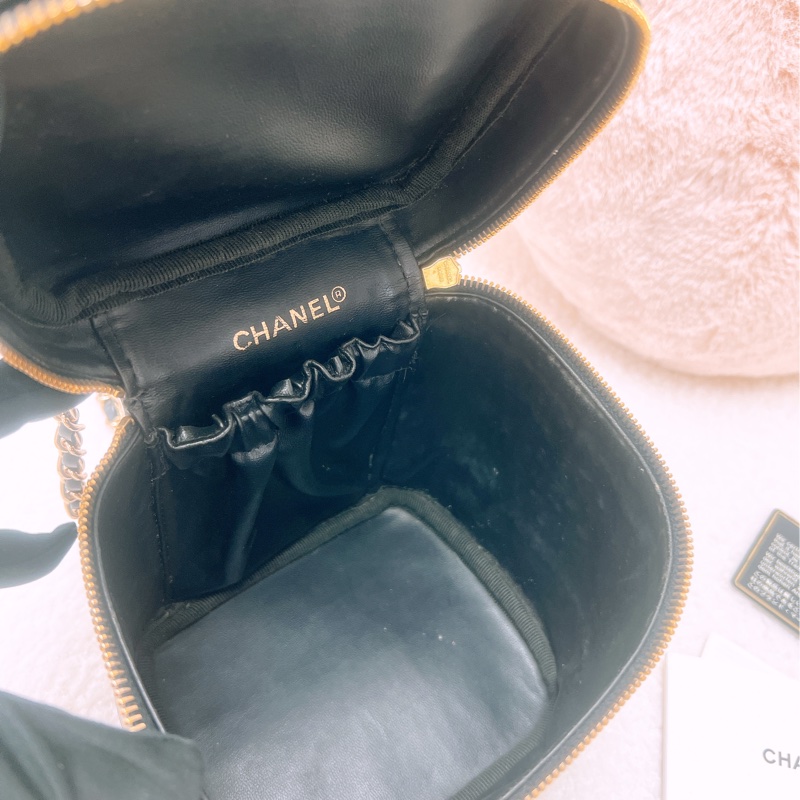 Chanel 黑金中古化妝包/斜挎包-13