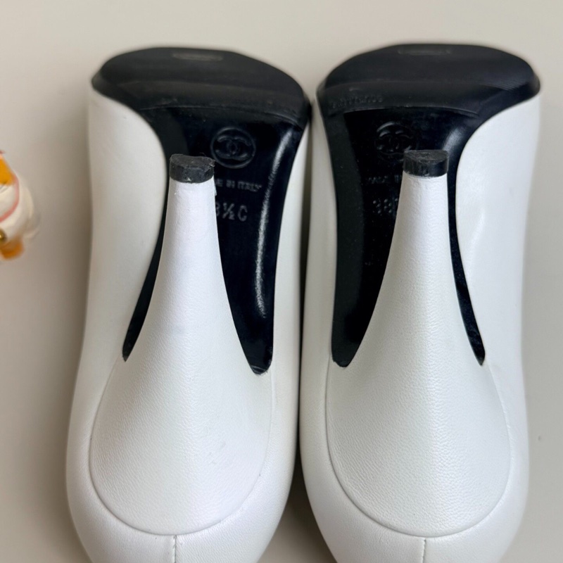 【黑白經典配色🖤🤍優雅淑女✨性價比極高】Chanel雙C高跟鞋-5