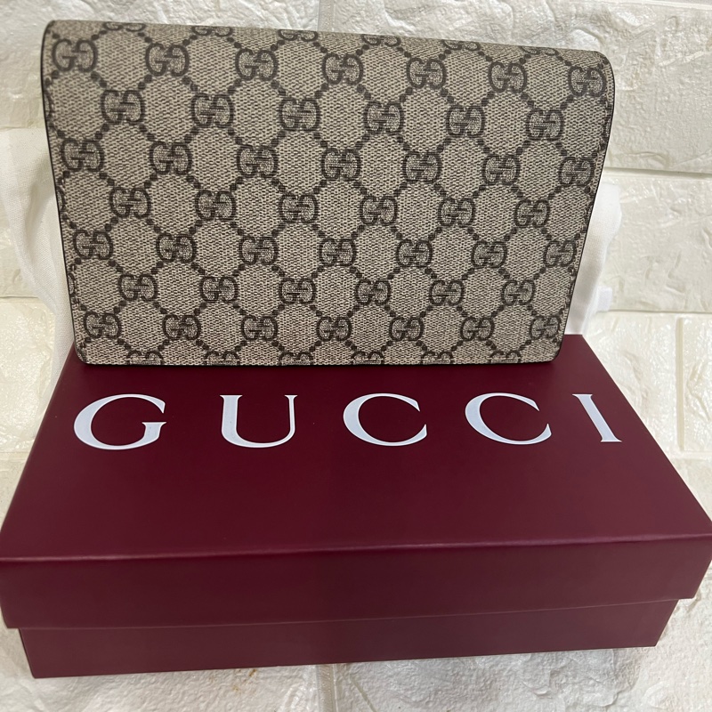 Gucci WOC 鏈條長夾包-1