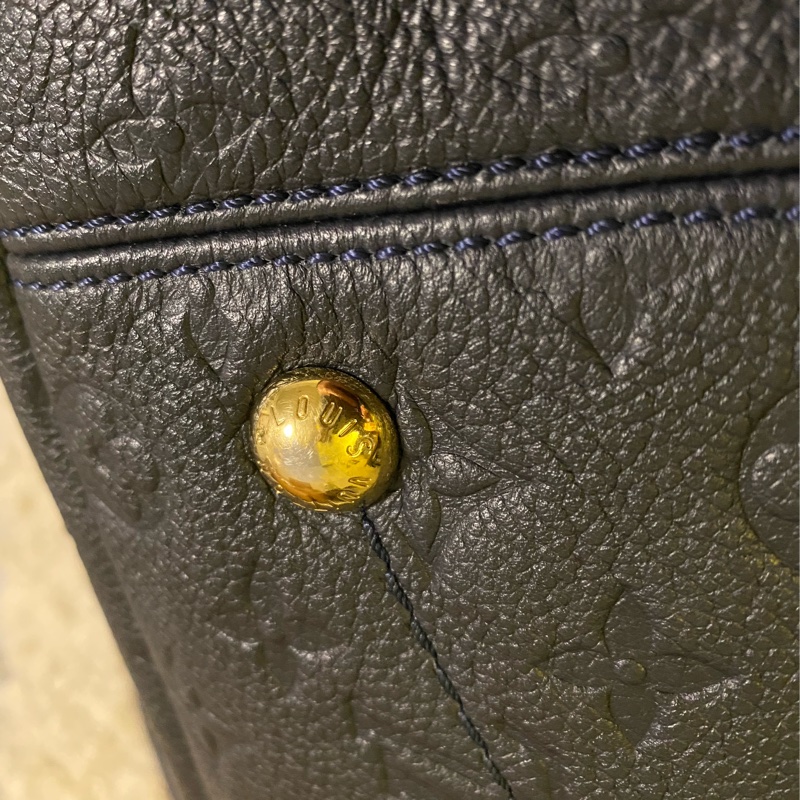 lv artsy mm 壓紋 皮革 經典 全黑 皮革 肩背包 手提包 近全新-7