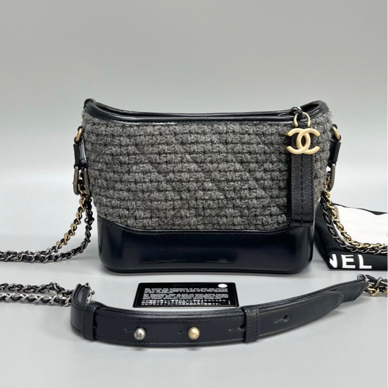 【96新 ✨ 全網最甜價!】Chanel香奈兒 黑白 毛呢拼皮 Gabrielle小號流浪包(下單前先詢問庫存❗️)-0