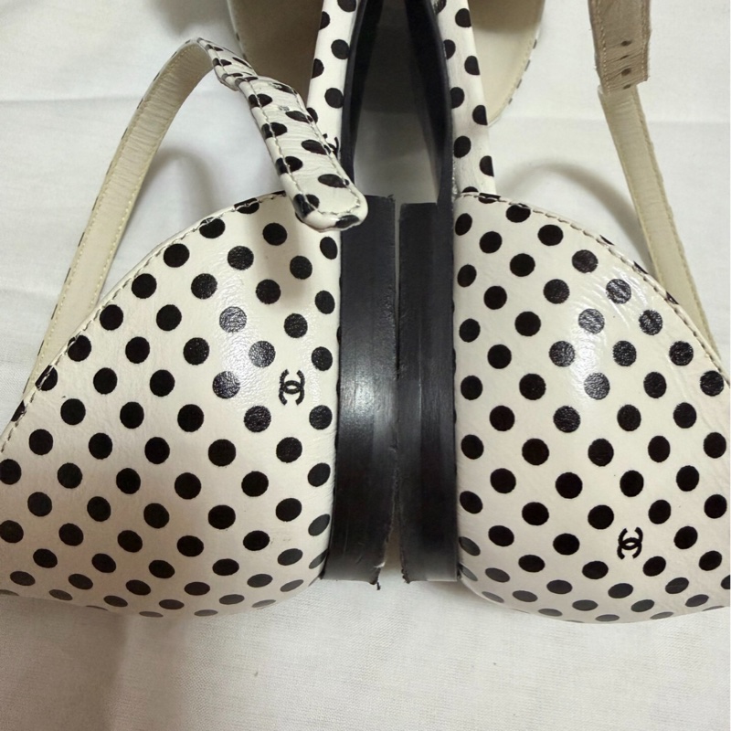 【超美山茶花✨經典黑白配🤍🖤復古不過時】Chanel香奈兒 山茶花波點平底鞋-3