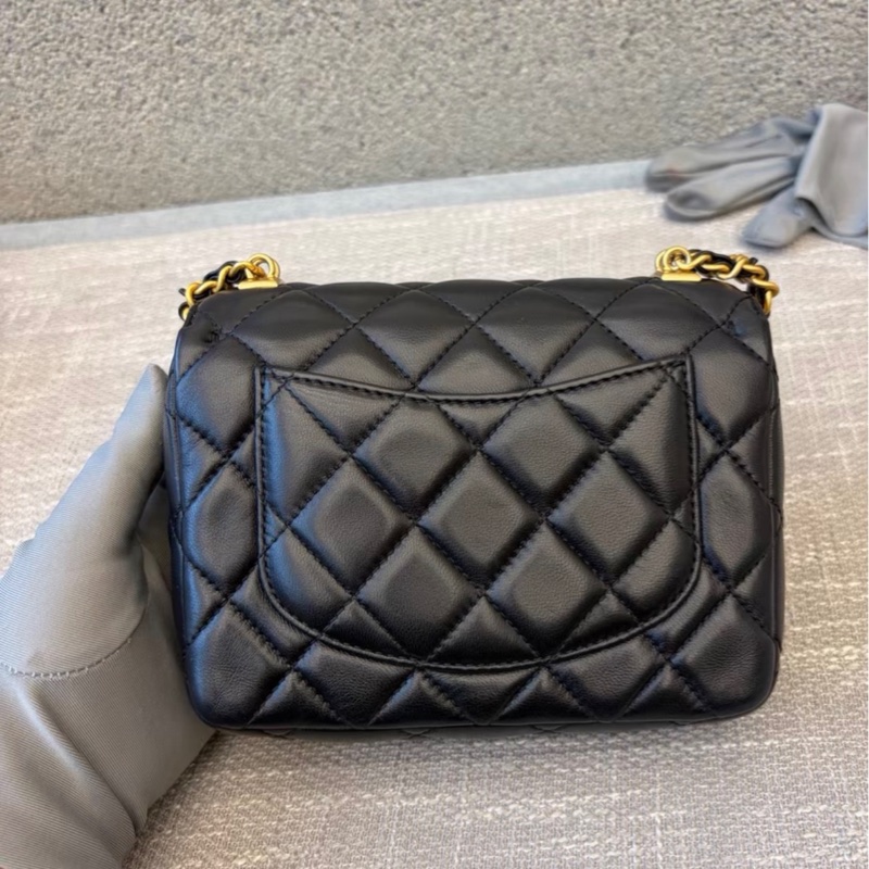【99新 ✨ 全網最甜價！】特價 Chanel香奈兒22B琺瑯肩帶方胖子 黑金羊皮 晶片新款 （下單前先詢問庫存❗️）-5