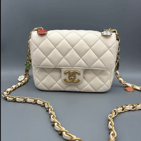 【92新 ✨ 全網最甜價！】晶片新款 Chanel香奈兒23C 琺瑯金幣 鏈條 方胖子 白色羊皮 （下單前先詢問庫存❗️）