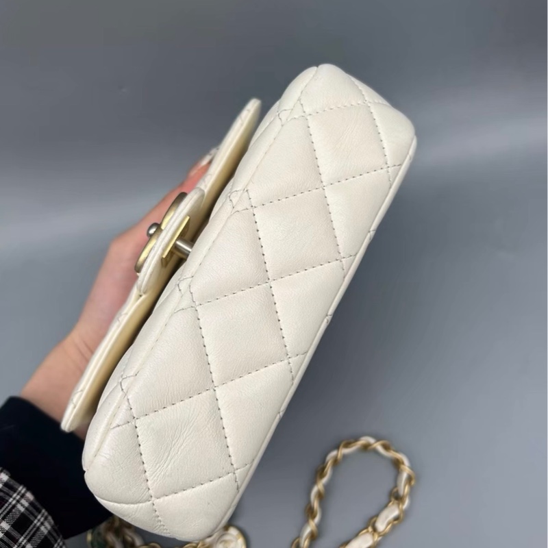 【92新 ✨ 全網最甜價!】晶片新款 Chanel香奈兒23C 琺瑯金幣 鏈條 方胖子 白色羊皮 (下單前先詢問庫存❗️)-5