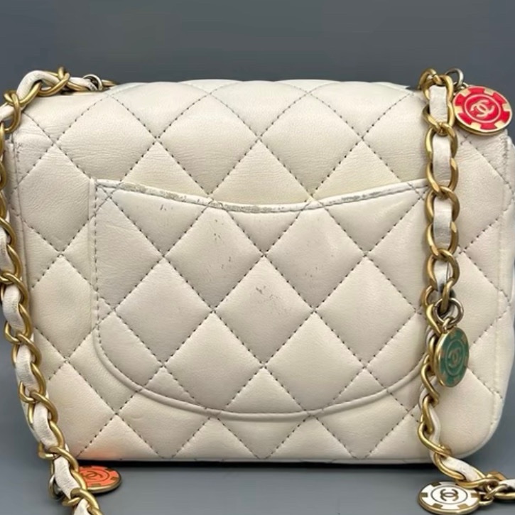 【92新 ✨ 全網最甜價!】晶片新款 Chanel香奈兒23C 琺瑯金幣 鏈條 方胖子 白色羊皮 (下單前先詢問庫存❗️)-9