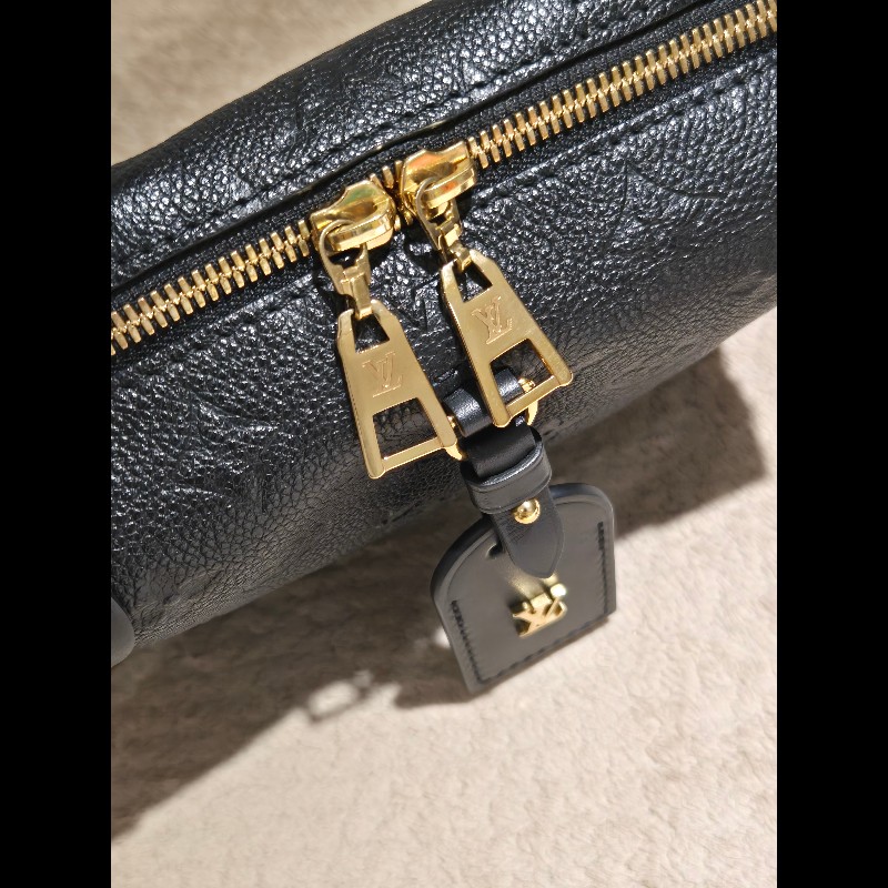 LV 路易威登 Louis Vuitton Petite Malle Souple 黑壓紋 軟皮小硬箱 雙背帶 復古箱包-11