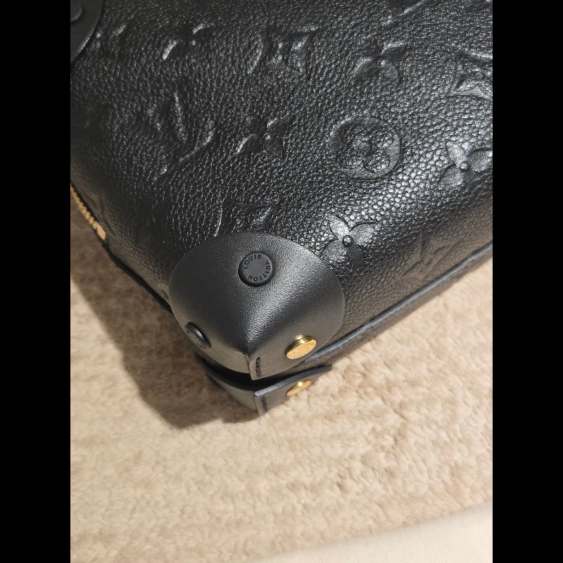 LV 路易威登 Louis Vuitton Petite Malle Souple 黑壓紋 軟皮小硬箱 雙背帶 復古箱包-17