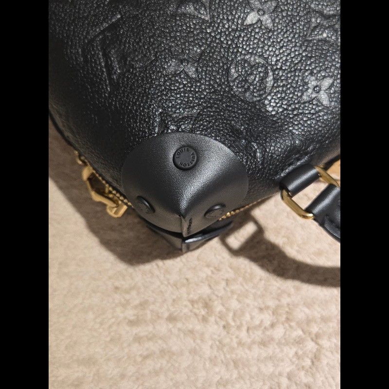 LV 路易威登 Louis Vuitton Petite Malle Souple 黑壓紋 軟皮小硬箱 雙背帶 復古箱包-21