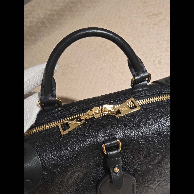 LV 路易威登 Louis Vuitton Petite Malle Souple 黑壓紋 軟皮小硬箱 雙背帶 復古箱包-22