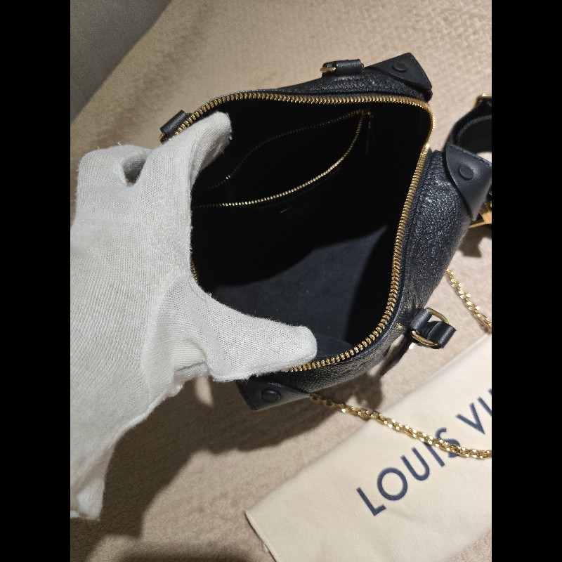 LV 路易威登 Louis Vuitton Petite Malle Souple 黑壓紋 軟皮小硬箱 雙背帶 復古箱包-24