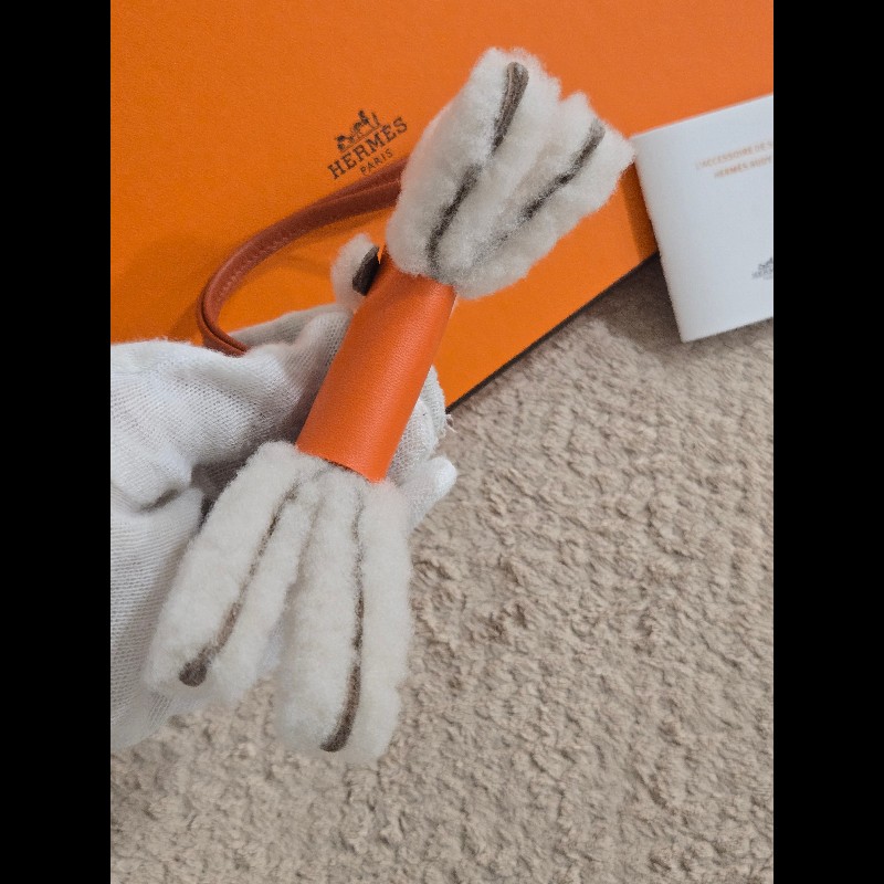 愛馬仕 Hermes Budy charm 橘色 狗狗 吊飾-12