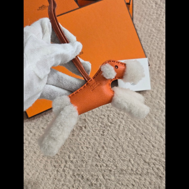 愛馬仕 Hermes Budy charm 橘色 狗狗 吊飾-13