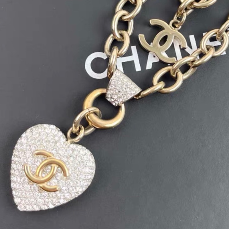【98新 ✨ 全網最甜價!】Chanel香奈兒 21年香奈兒王一博同款滿鑽愛心桃心項鍊 (下單前先詢問庫存❗️)-6