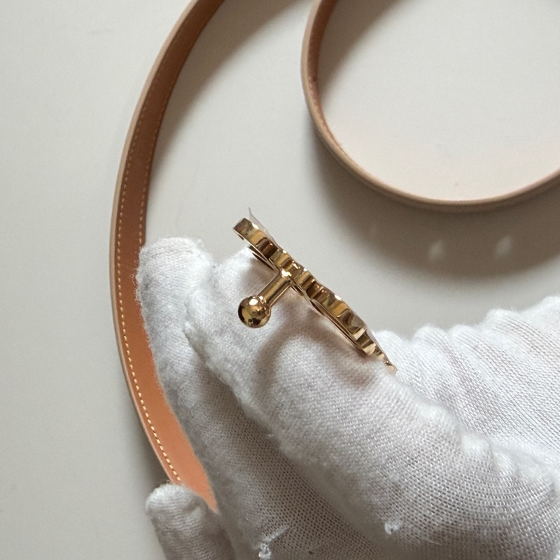 914intheair精品代購『全新閒置』Loewe 經典品牌logo奶茶色小牛皮腰帶/皮帶 85-19