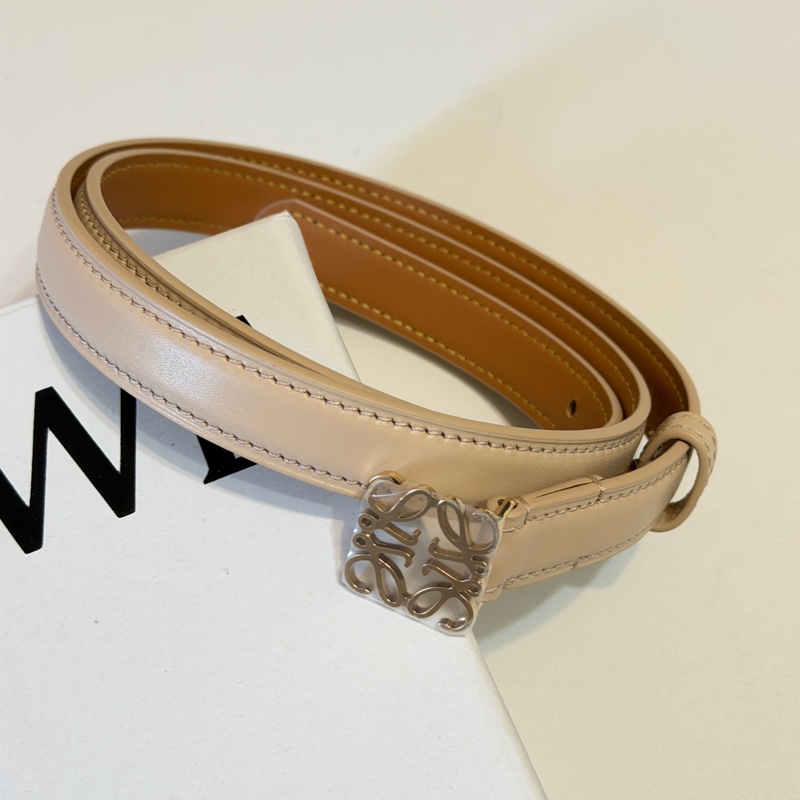914intheair精品代購『全新閒置』Loewe 經典品牌logo奶茶色小牛皮腰帶/皮帶 85-30