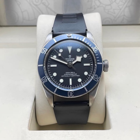 Tudor Black Bay 58 Blue