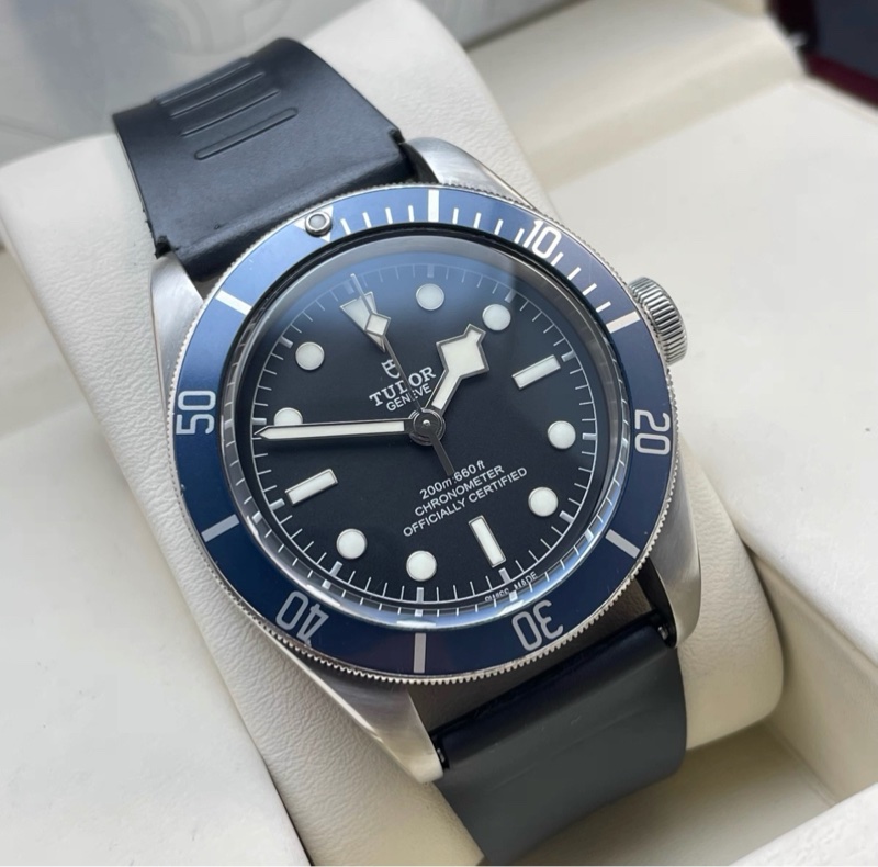 Tudor Black Bay 58 Blue-2
