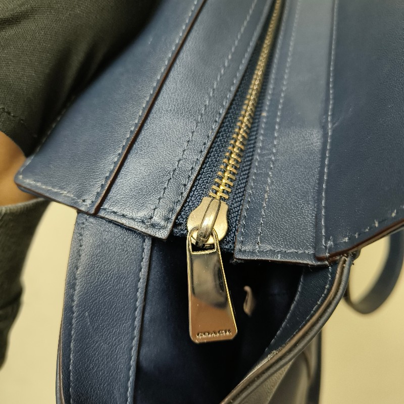 ㊣✨COACH✨蔻馳 藍色 拼色 口袋 皮革 肩背包 手提包 托特包 文件包/二手包/二手精品🌳二手樹屋🌳-44