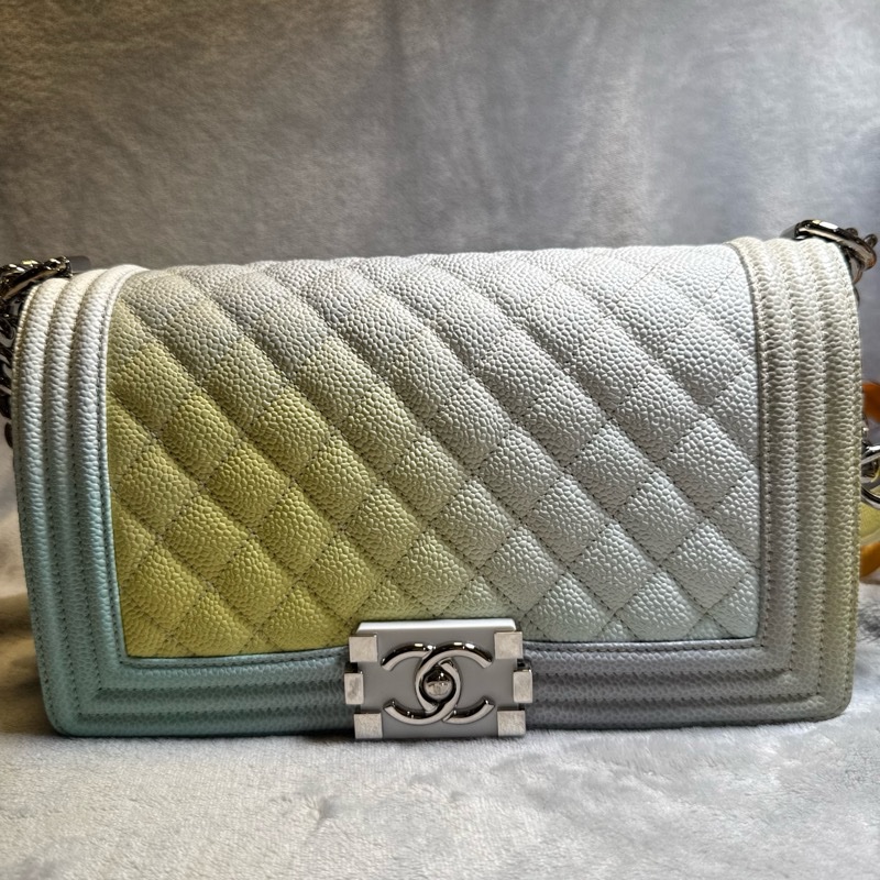 Chanel Boy Chanel 2018 SS 香奈兒限定彩虹漸層 粒紋牛皮 Old Medium-4
