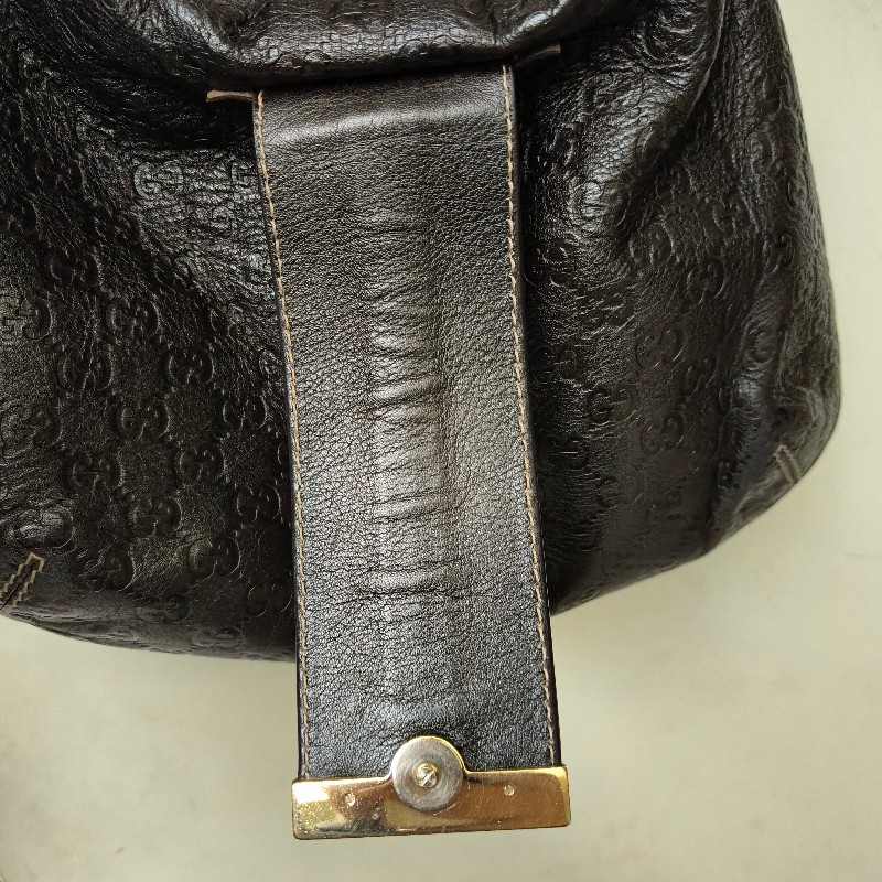 【8成新】㊣✨GUCCI✨(附防塵袋)古馳 GG 滿版 浮雕 老花 可可色 半月包 腋下包 肩背包 托特包/二手包/保證正品🌳二手樹屋🌳-32