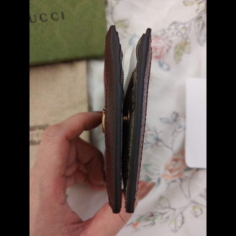 GUCCI 方格紋金色雙G扣式酒紅色短夾-2