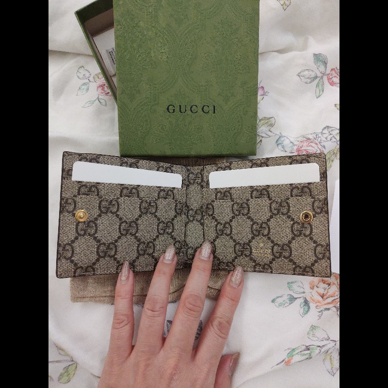 GUCCI 方格紋金色雙G扣式酒紅色短夾-5