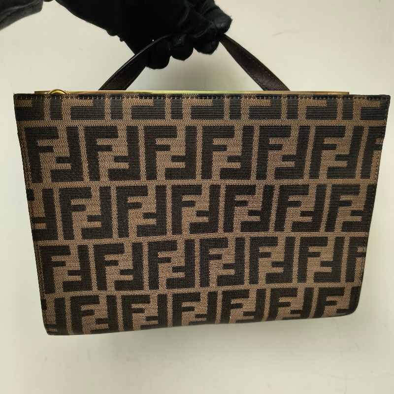 🫅女神購物節狂降(原$15800)‼️只到3/15⏰【8成新】㊣✨FENDI✨芬迪 FF 老花 皮革 兩用 郵差包 手提包 肩背包 斜背包/雙F/二手包/二手精品/保證正品-3