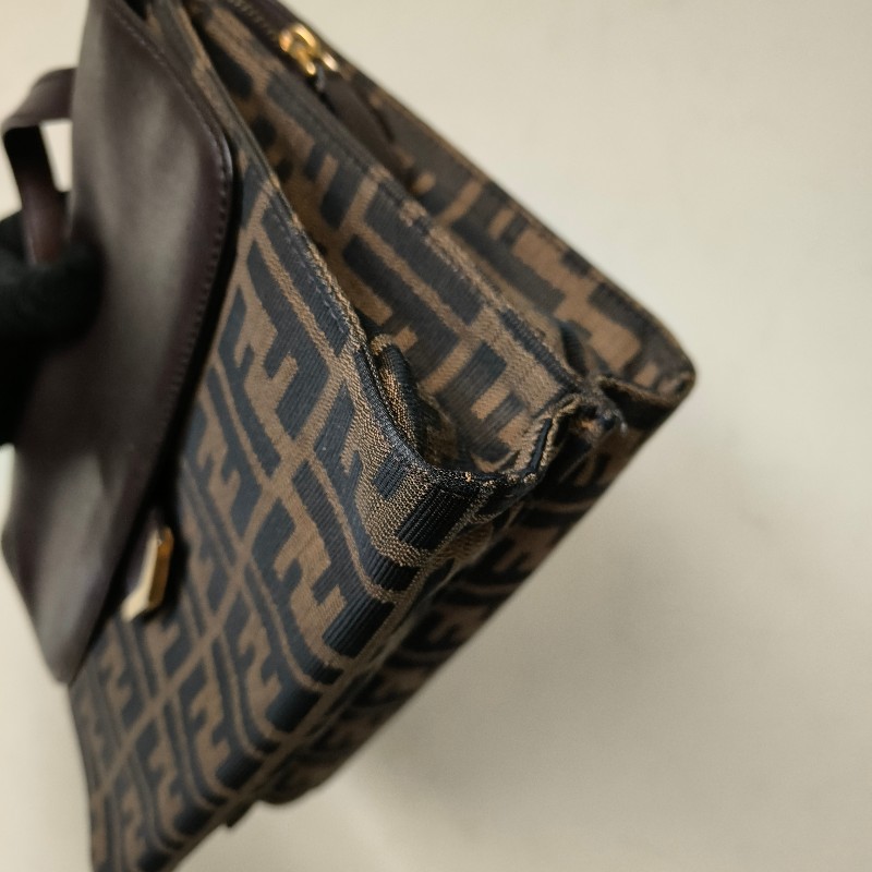 🫅女神購物節狂降(原$15800)‼️只到3/15⏰【8成新】㊣✨FENDI✨芬迪 FF 老花 皮革 兩用 郵差包 手提包 肩背包 斜背包/雙F/二手包/二手精品/保證正品-8