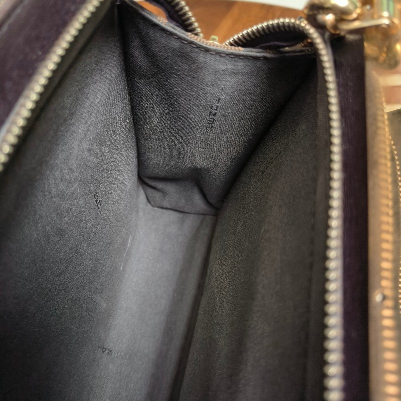 🫅女神購物節狂降(原$15800)‼️只到3/15⏰【8成新】㊣✨FENDI✨芬迪 FF 老花 皮革 兩用 郵差包 手提包 肩背包 斜背包/雙F/二手包/二手精品/保證正品-48