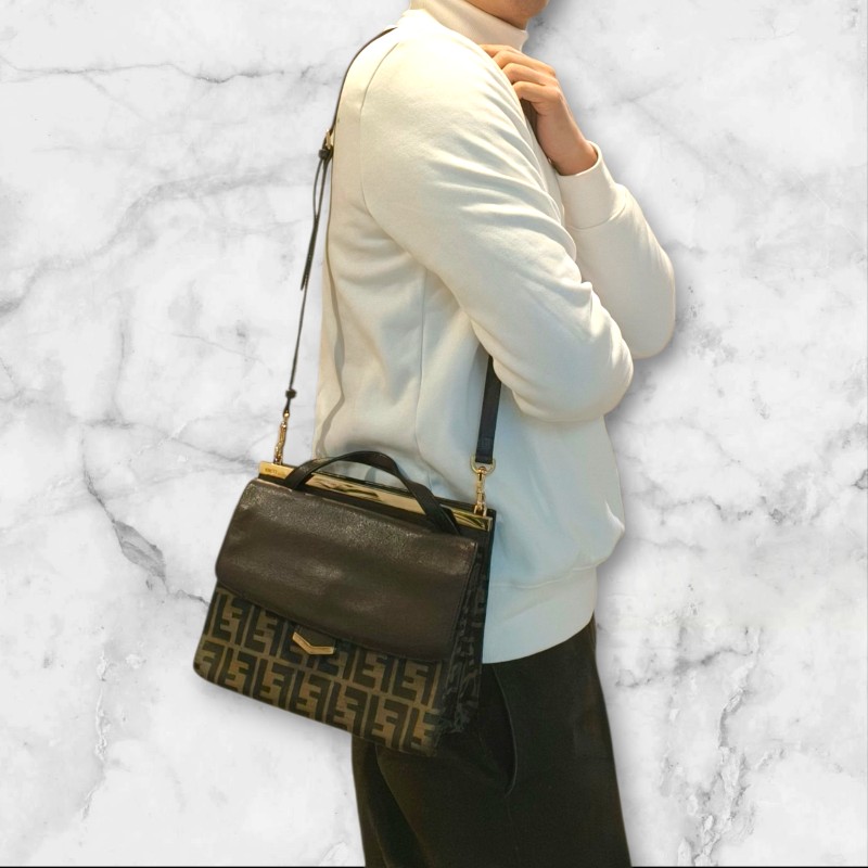 🫅女神購物節狂降(原$15800)‼️只到3/15⏰【8成新】㊣✨FENDI✨芬迪 FF 老花 皮革 兩用 郵差包 手提包 肩背包 斜背包/雙F/二手包/二手精品/保證正品-53