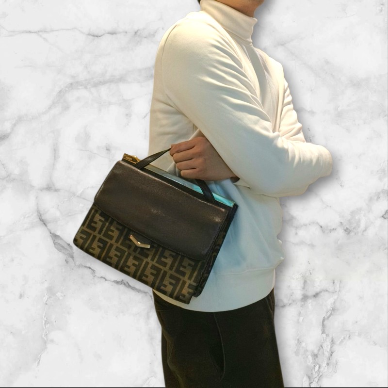 🫅女神購物節狂降(原$15800)‼️只到3/15⏰【8成新】㊣✨FENDI✨芬迪 FF 老花 皮革 兩用 郵差包 手提包 肩背包 斜背包/雙F/二手包/二手精品/保證正品-54