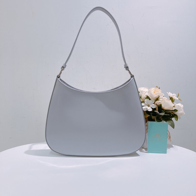 TW4731 普拉達光滑牛皮液下包包 Prada Cleo Brushed Leather Bag-1