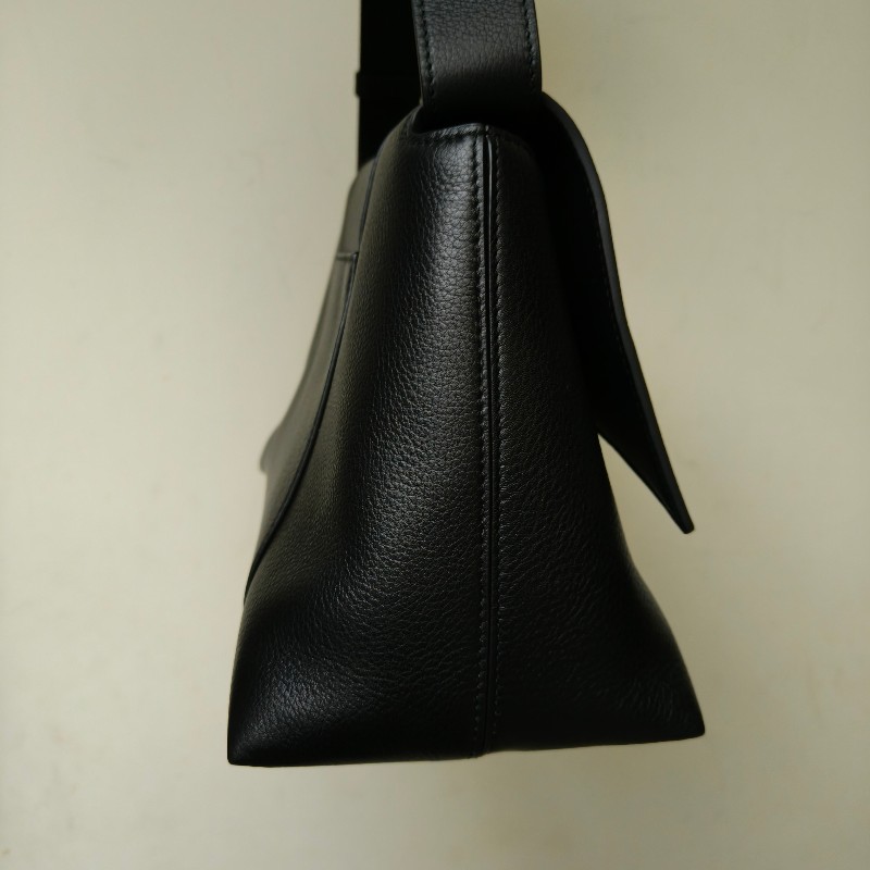 【9成新】㊣✨BALENCIAGA✨巴黎世家 黑色 大號 小牛皮 沙漏包 肩背包 斜背包/二手包/二手精品/保證正品🌳二手樹屋🌳-4