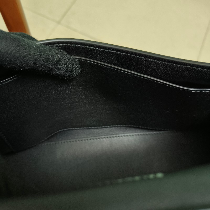 【9成新】㊣✨BALENCIAGA✨巴黎世家 黑色 大號 小牛皮 沙漏包 肩背包 斜背包/二手包/二手精品/保證正品🌳二手樹屋🌳-33