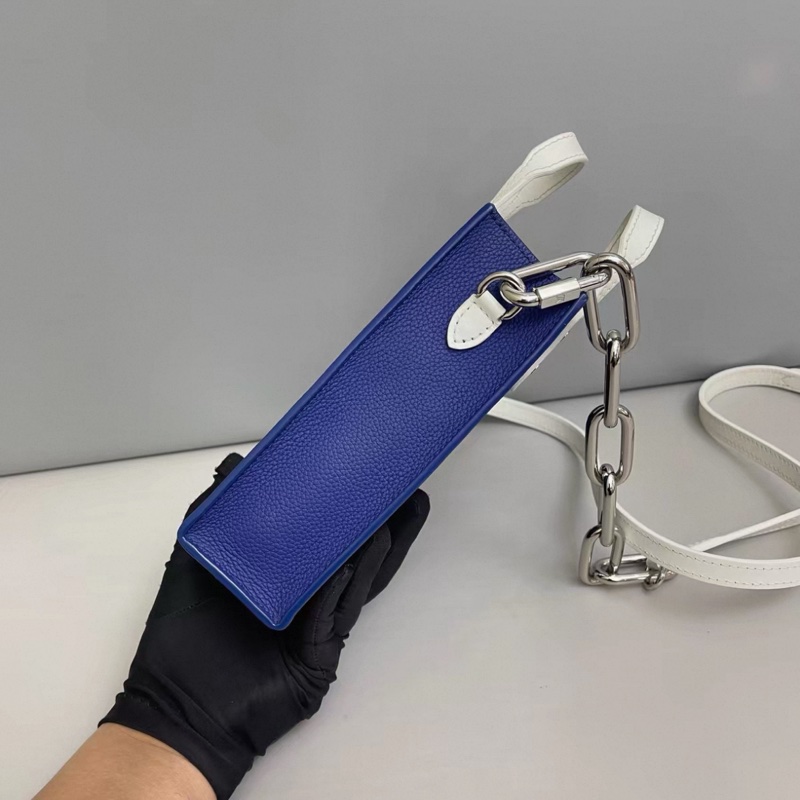 LV路易威登Sac Plat XS蓝色牛皮秀款琴谱包 芯片-2