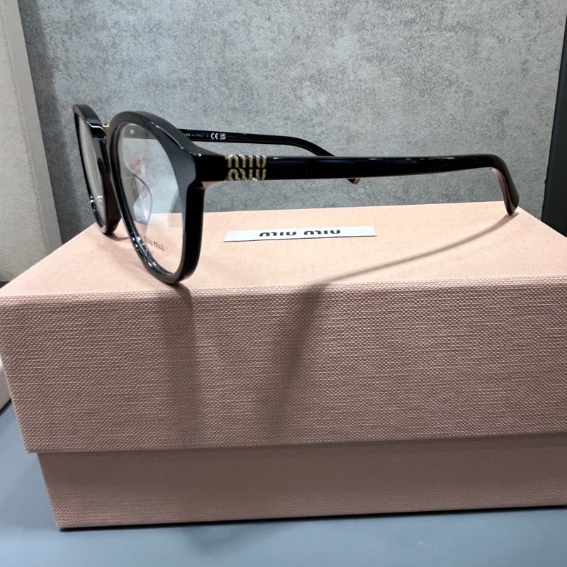 MIUMIU 黑框眼鏡 VMU 02W-1
