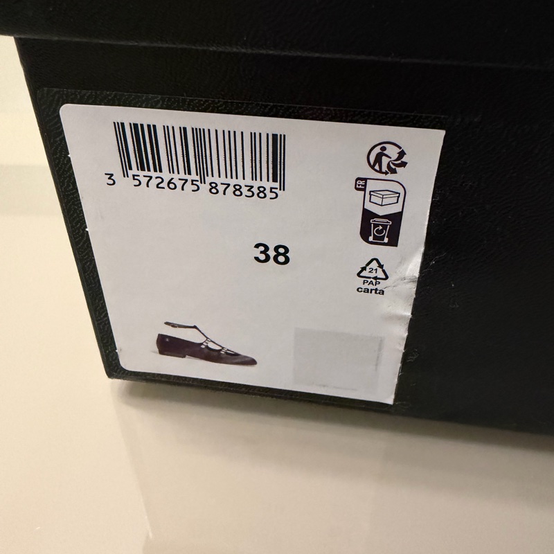 Chanel 白色鑲珍珠矮跟鞋-4