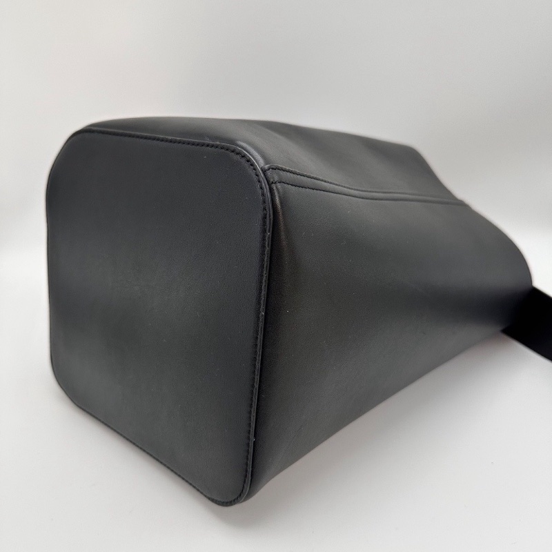 LOEWE黑金pebble中號水桶包19*29*19 98新配件塵袋-4