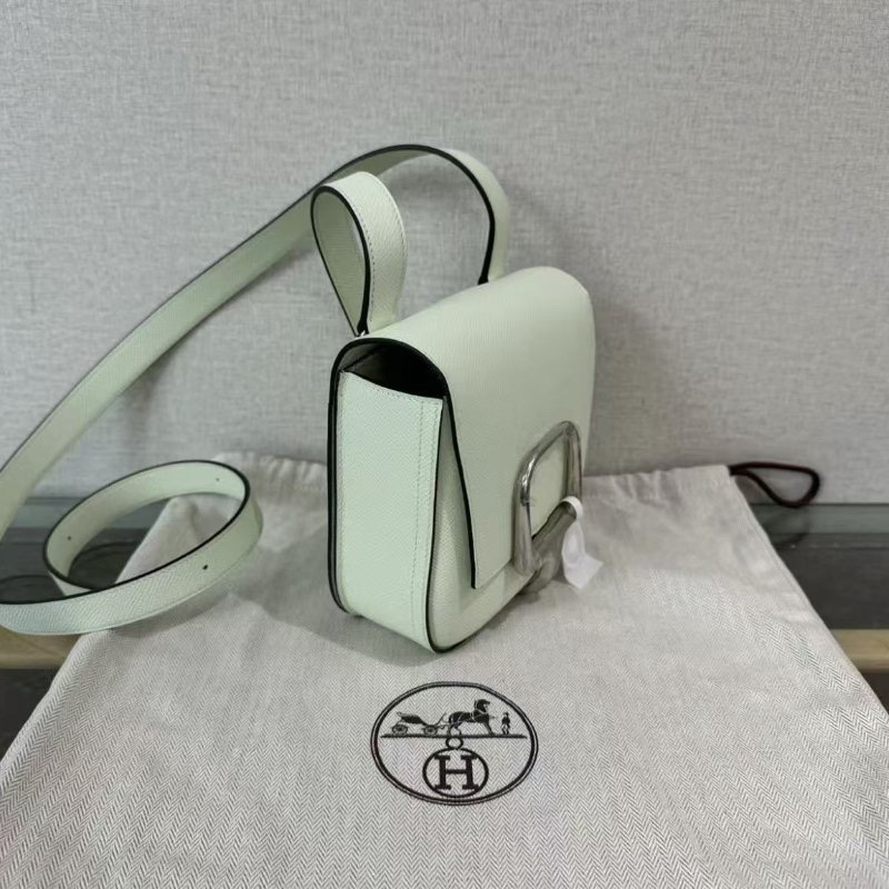 ✨HERMES Della氣泡綠銀扣肩背斜背屁股包18*16*8 全新閒置配件塵袋-1