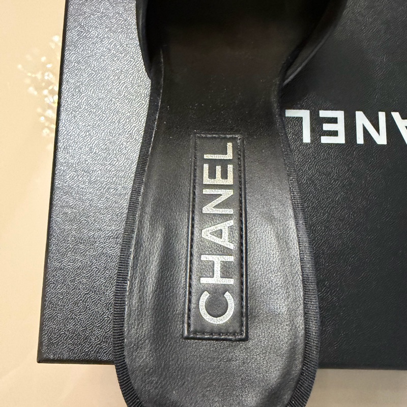 Chanel緞面蝴蝶結涼鞋-7