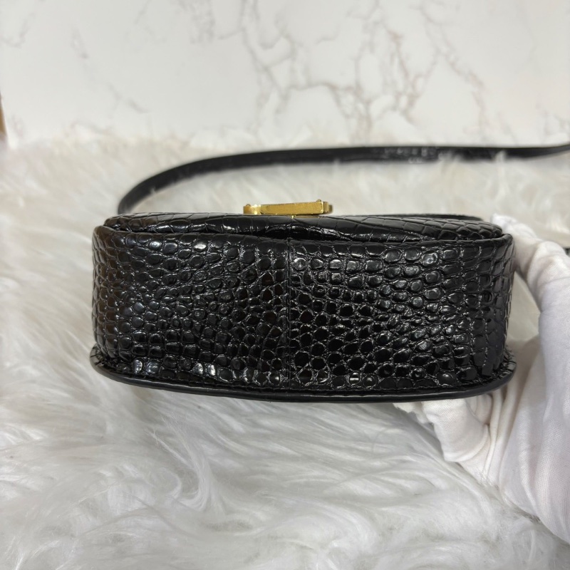 YSL 馬鞍黑金鰐魚壓紋壓小號18*15 99新配件塵袋-4