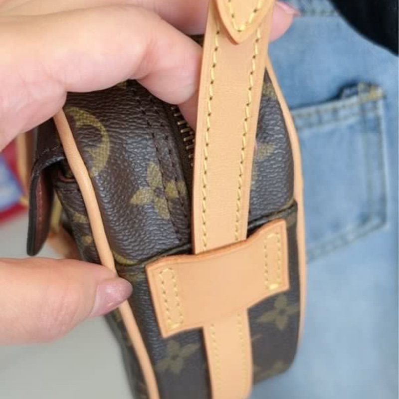 LV 路易威登經典 Monogram 蘋果馬鞍包-3