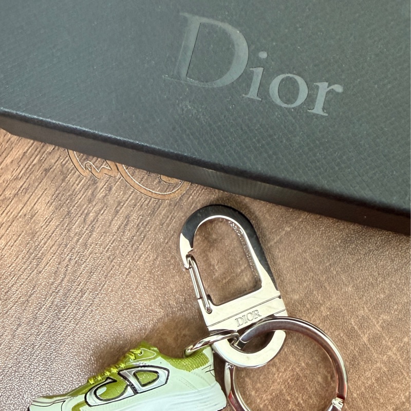 Dior 運動鞋鑰匙圈-3