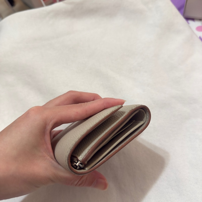 LOEWE Anagram卵石紋三折短夾-4