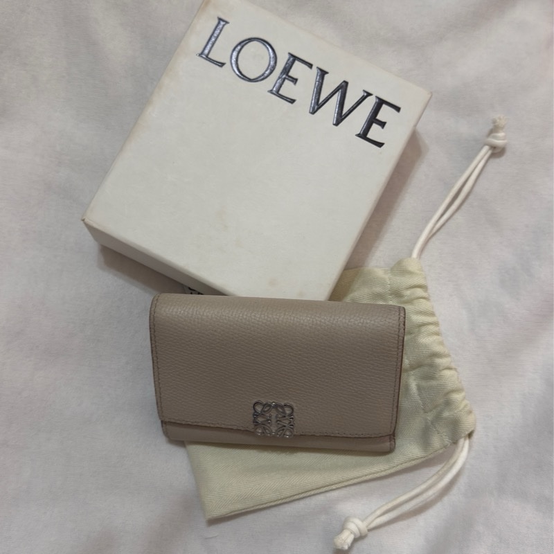 LOEWE Anagram卵石紋三折短夾-12