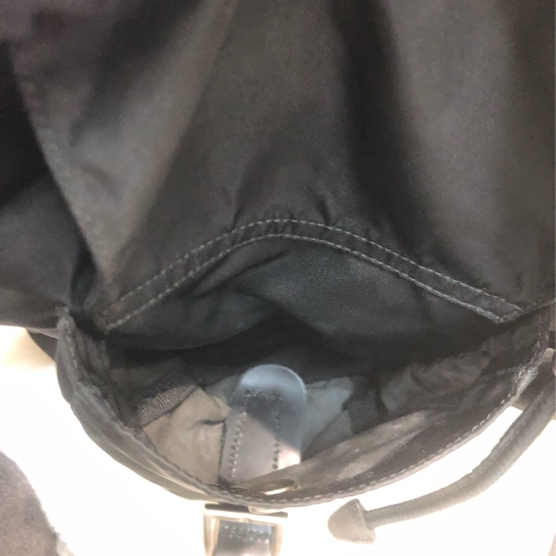 Prada 降落傘背囊 大號 XC309-17