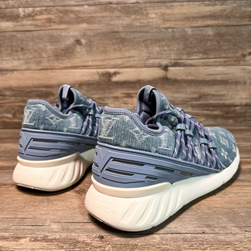 LV路易威登丹寧牛仔 老花logo滿印 41碼99閒置新未使用-2