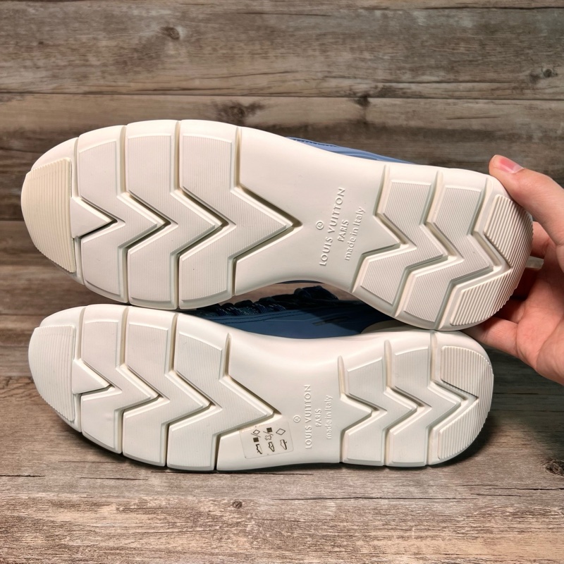 LV路易威登丹寧牛仔 老花logo滿印 41碼99閒置新未使用-5